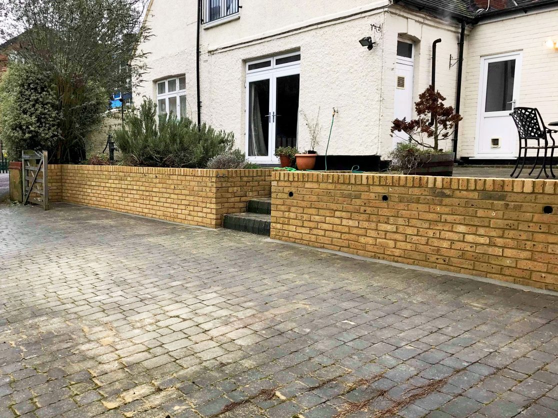 S H Brickwork, Garden Walls, Bricklayer, London