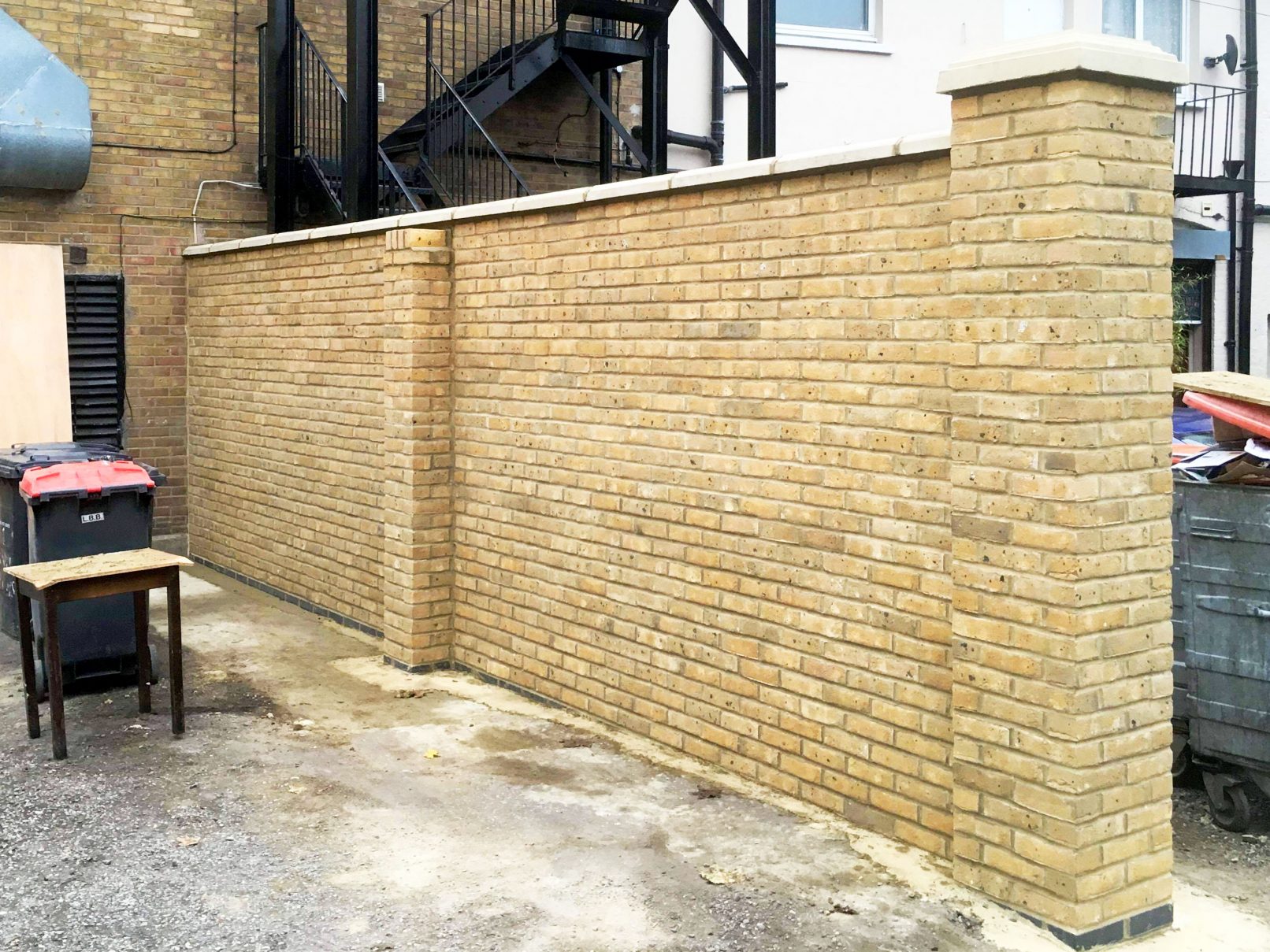 S H Brickwork, Garden Walls, Bricklayer, London