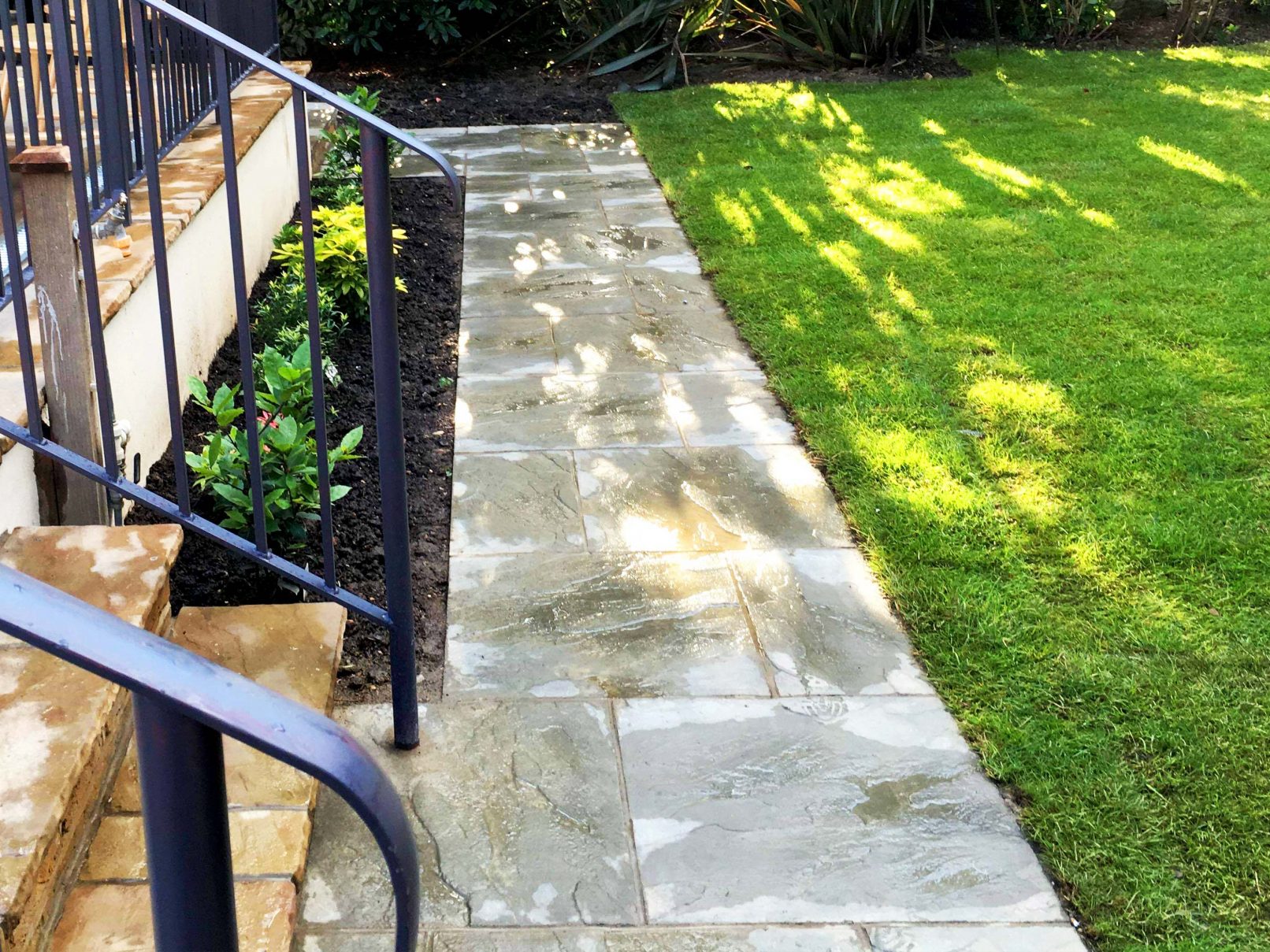 S H Brickwork, Garden Pathways, Construction, London