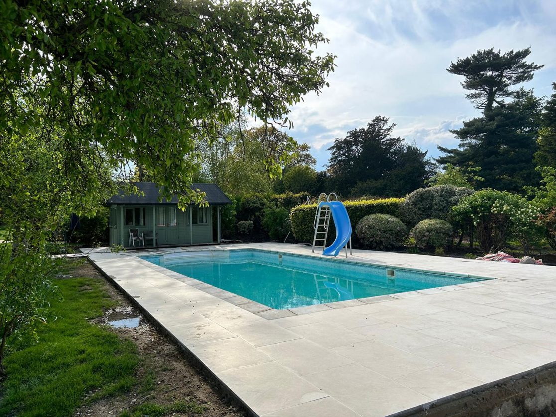 Porcelain tiled patio Hertfordshire