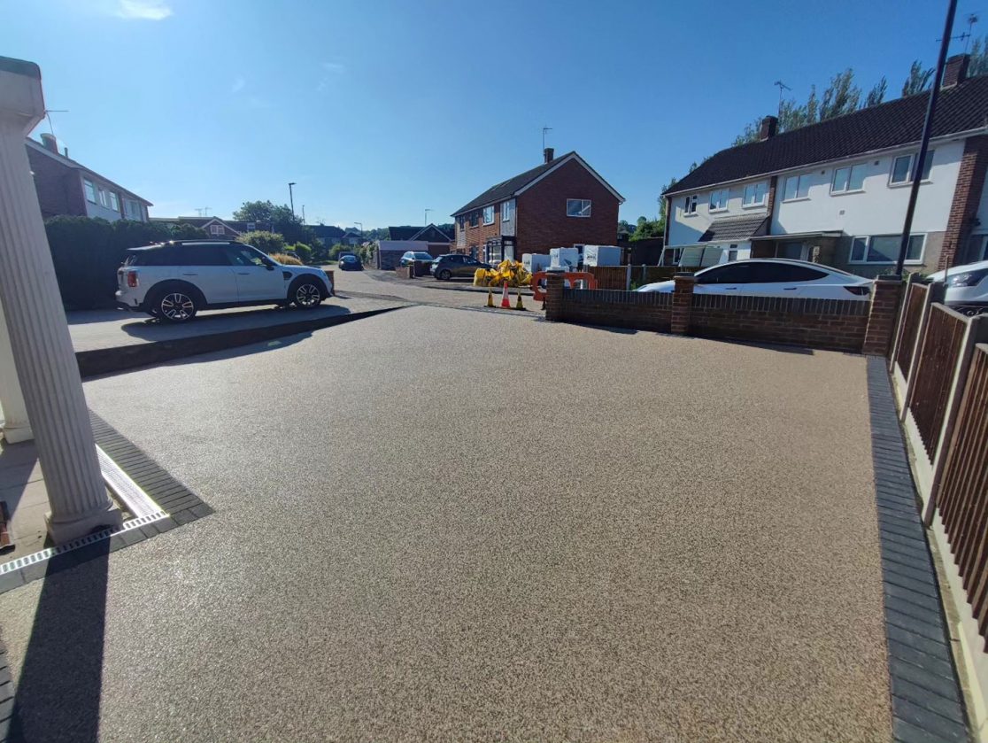 Resin bound driveway North London